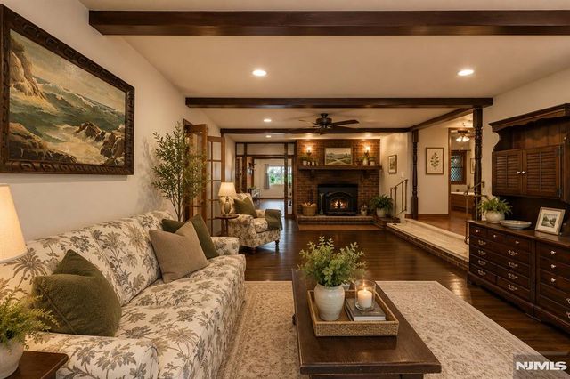 135 Skyline Lakes Drive, Ringwood, NJ 07456
