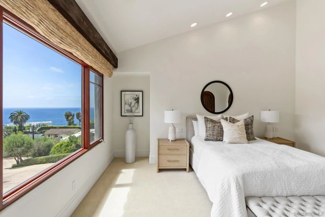 1745 Amalfi St, La Jolla, CA 92037