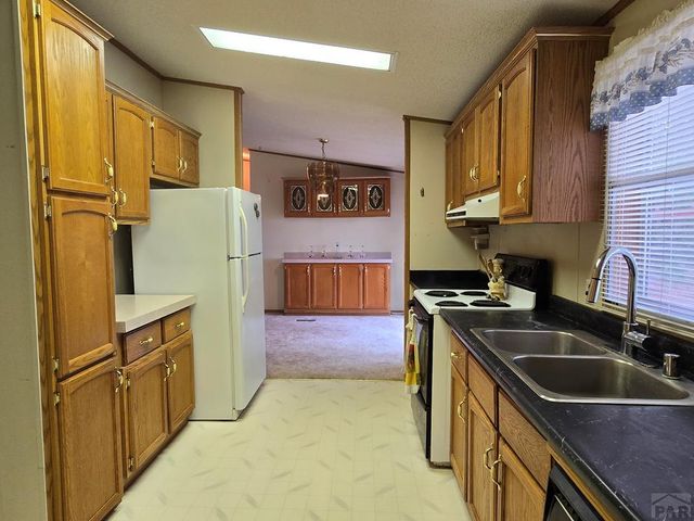34754 County Rd 31, La Junta, CO 81050