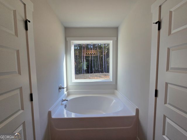 92 Armstrong Drive 87, Mansfield, GA 30055