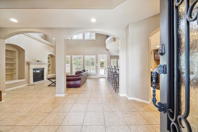 2410 Hendricks Lakes Drive, Spring, TX 77388