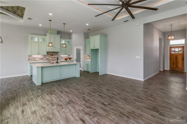 1009 Magnolia Street, Mission, TX 78573