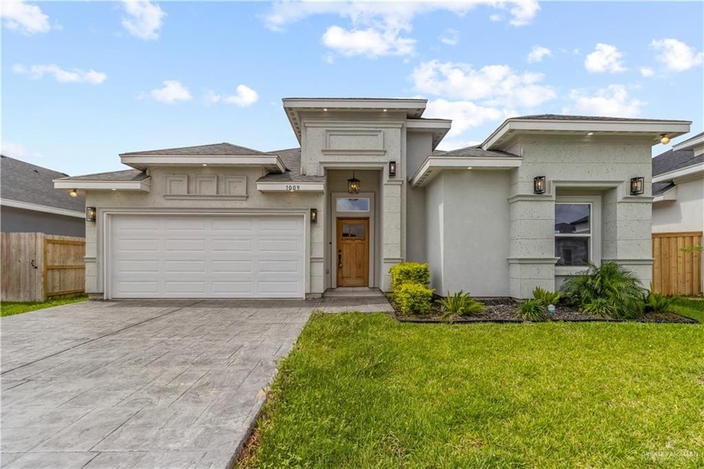1009 Magnolia Street, Mission, TX 78573