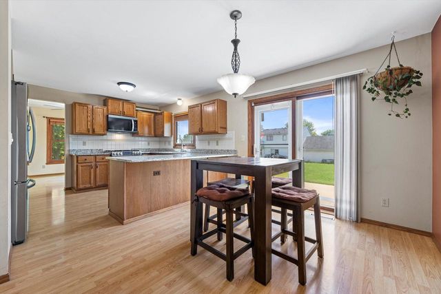 7258 Countryside COURT, Franklin, WI 53132