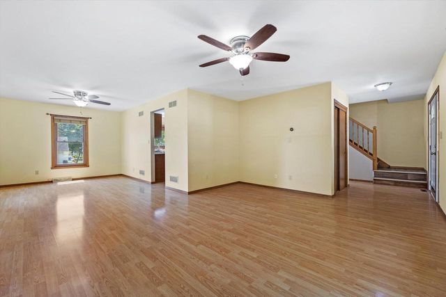 7258 Countryside COURT, Franklin, WI 53132