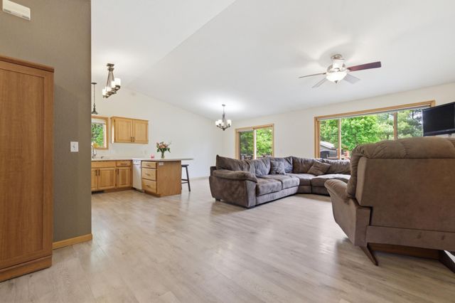 4914 Cedar Scenic Road, Baxter, MN 56425