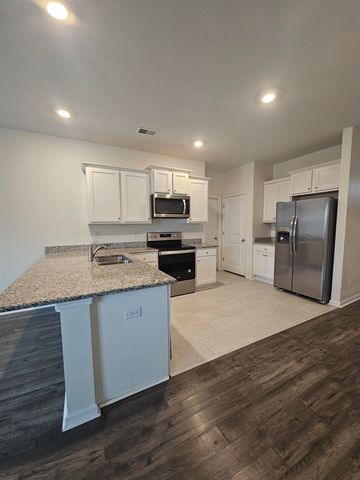 304 Forestbrook Cove Circle, Myrtle Beach, SC 29588