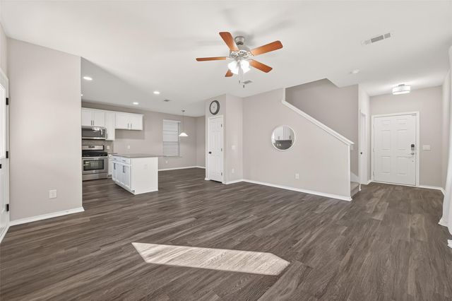 1912 Common Oak Drive, Houston, TX 77080