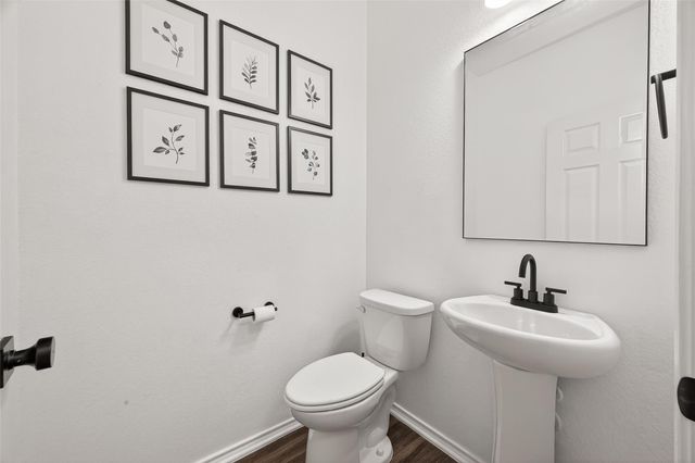 1912 Common Oak Drive, Houston, TX 77080