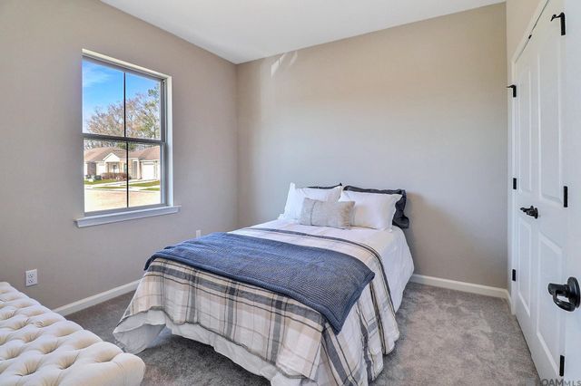 2925 Palatine Pl, Baton Rouge, LA 70816