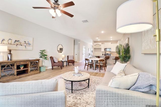 2925 Palatine Pl, Baton Rouge, LA 70816