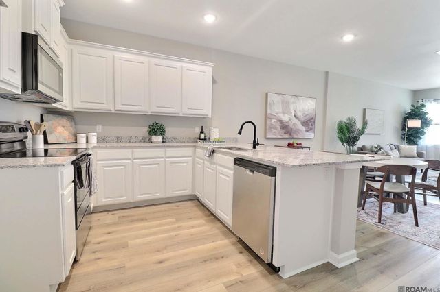 2925 Palatine Pl, Baton Rouge, LA 70816