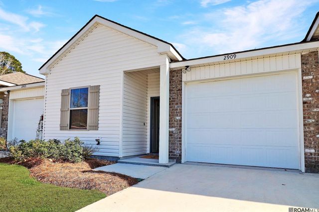 2925 Palatine Pl, Baton Rouge, LA 70816