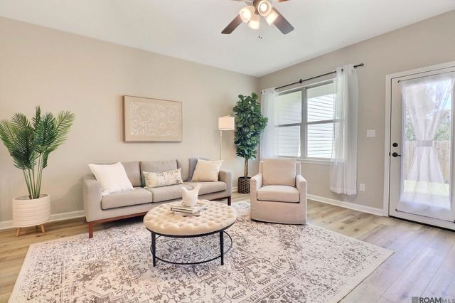 2925 Palatine Pl, Baton Rouge, LA 70816