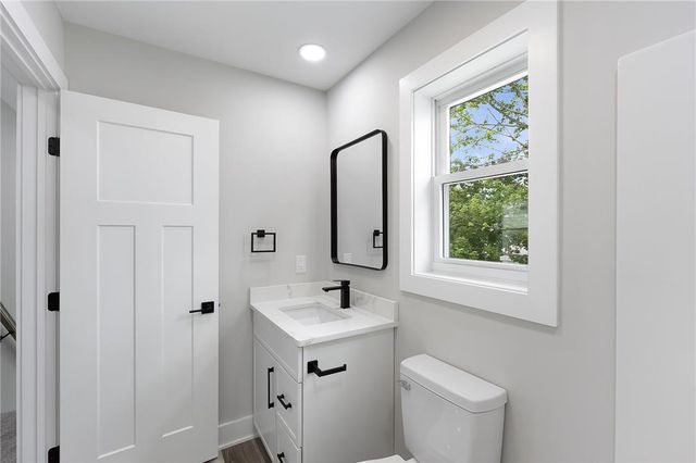 690 West Washington Street, Slatington Boro, PA 18080