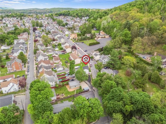 690 West Washington Street, Slatington Boro, PA 18080