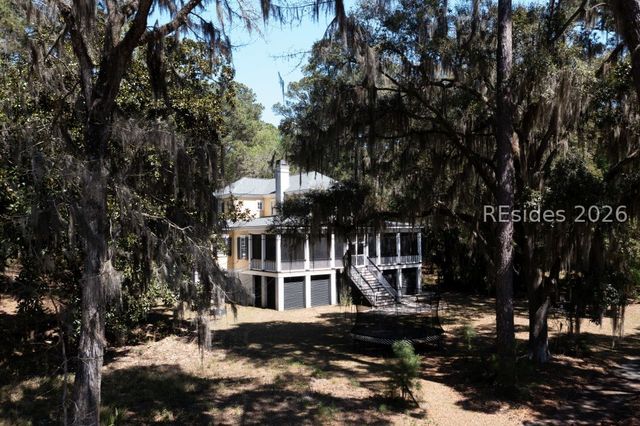 30 Captain Monroe Ln, Daufuskie Island, SC 29915