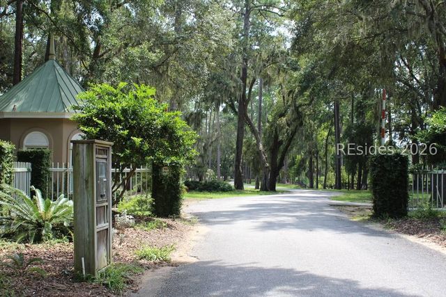 30 Captain Monroe Ln, Daufuskie Island, SC 29915