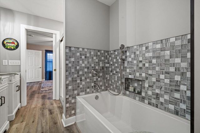 819 Rosebud AVENUE, Twin Lakes, WI 53181