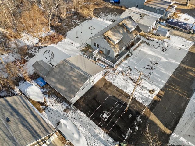 819 Rosebud AVENUE, Twin Lakes, WI 53181