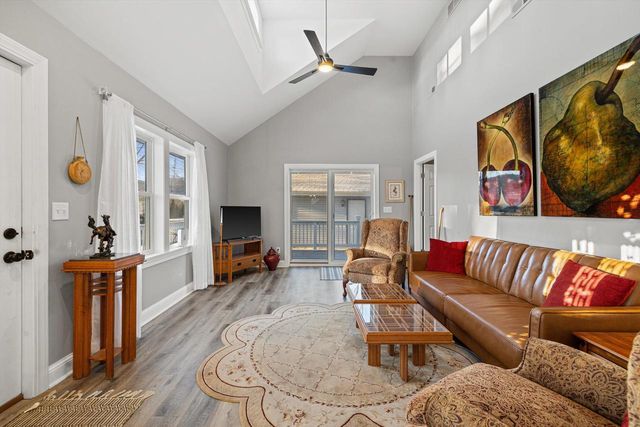 819 Rosebud AVENUE, Twin Lakes, WI 53181