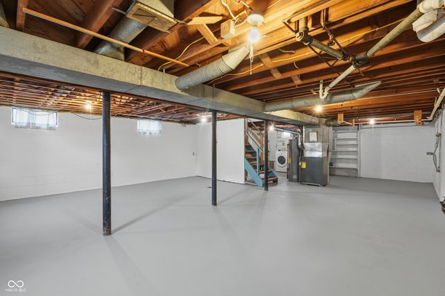 2534 Parr Drive, Indianapolis, IN 46220