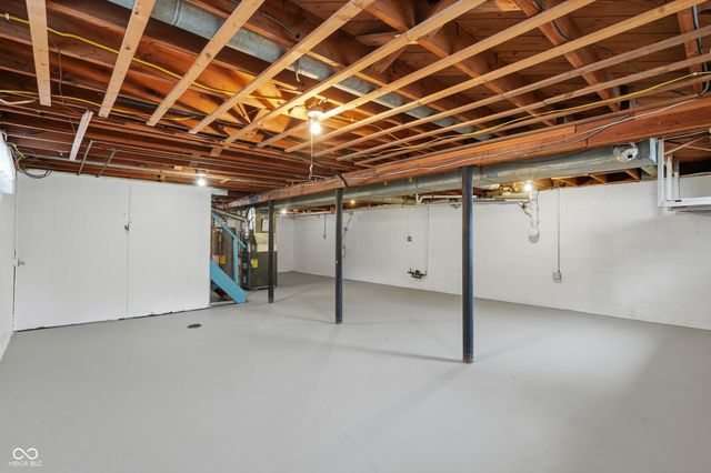 2534 Parr Drive, Indianapolis, IN 46220