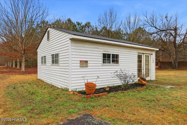 8156 Renfrow Road, Kenly, NC 27542