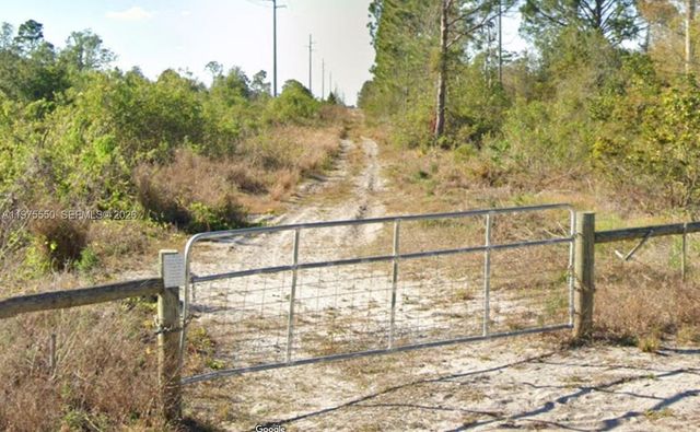 532 Nichele Boulevard, Lake Placid, FL 33852