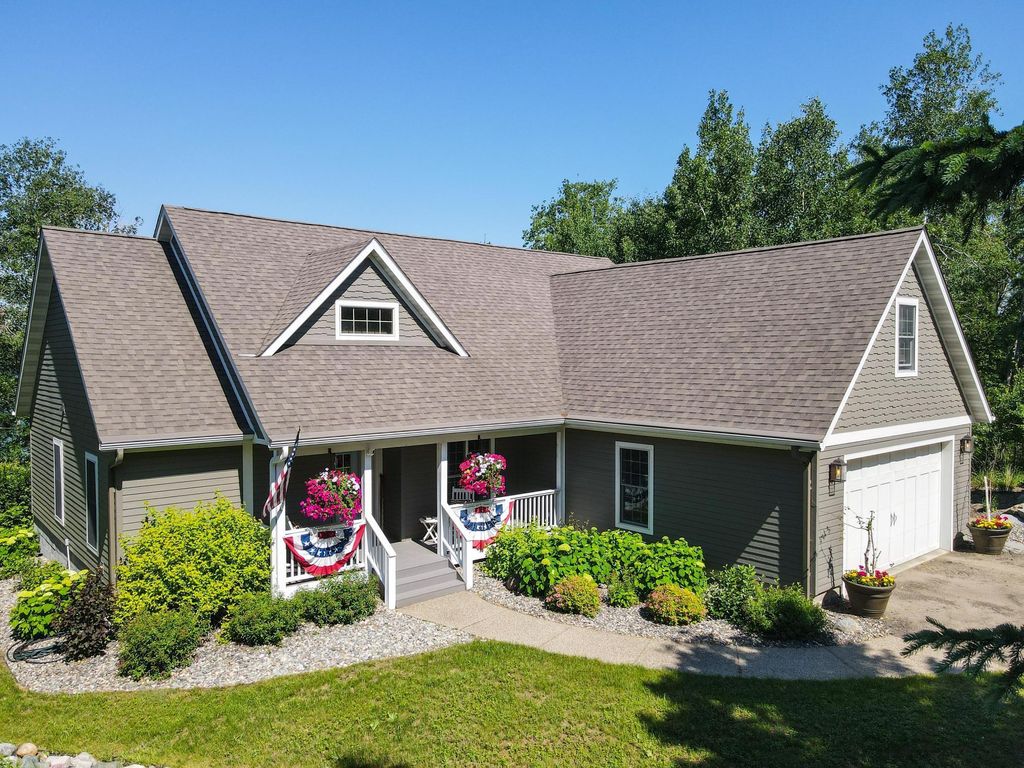 16735 Downey Drive, Park Rapids, MN 56470