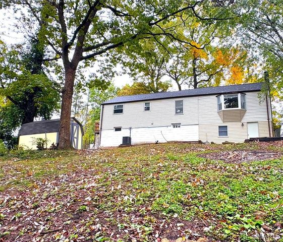 831 Oak Drive, Fenton, MO 63026