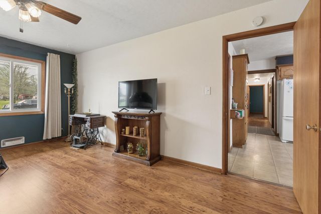 424 W Water Street, Greenfield, MO 65661