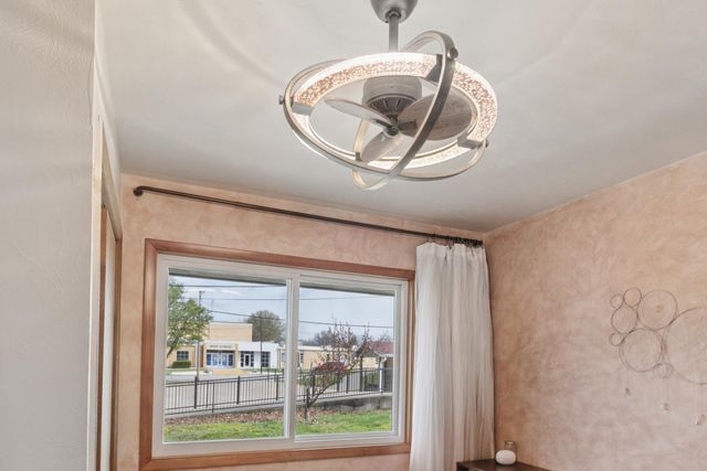 424 W Water Street, Greenfield, MO 65661