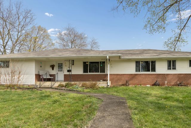 424 W Water Street, Greenfield, MO 65661