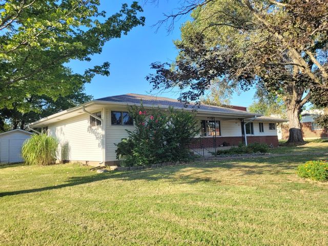 424 W Water Street, Greenfield, MO 65661