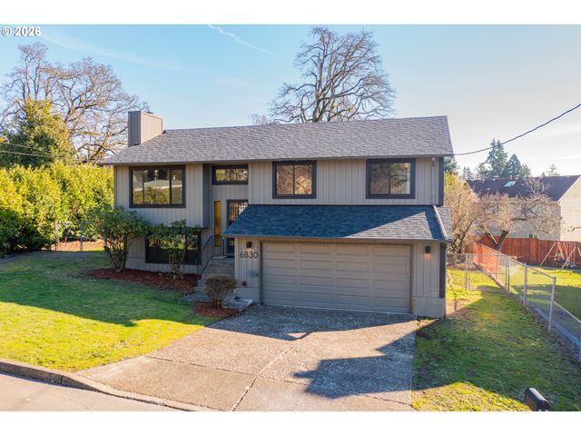 6830 GLEN ECHO Ave, Gladstone, OR 97027