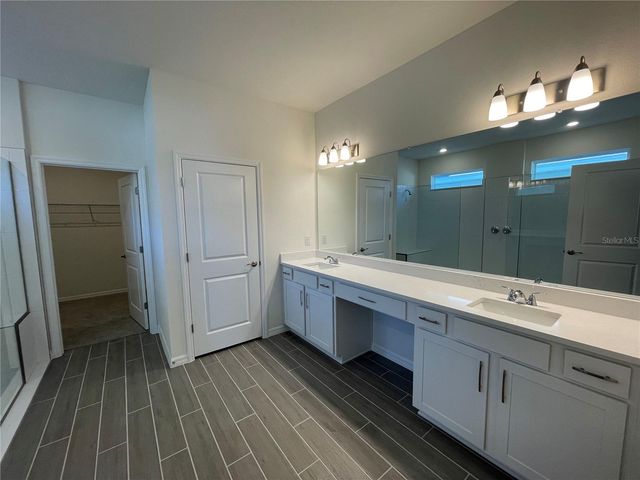 17441 VALLEYWOOD PARKWAY, Land O Lakes, FL 34638