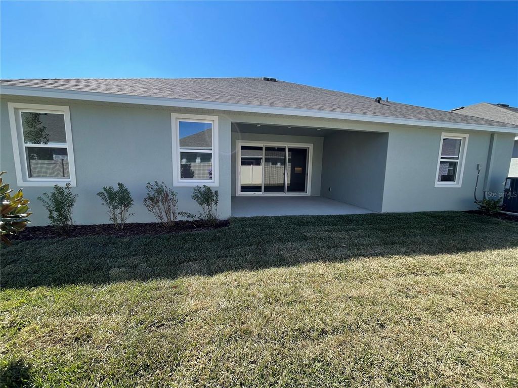 Image 2 of property listing at 17441 VALLEYWOOD PARKWAY, Land O Lakes, FL 34638