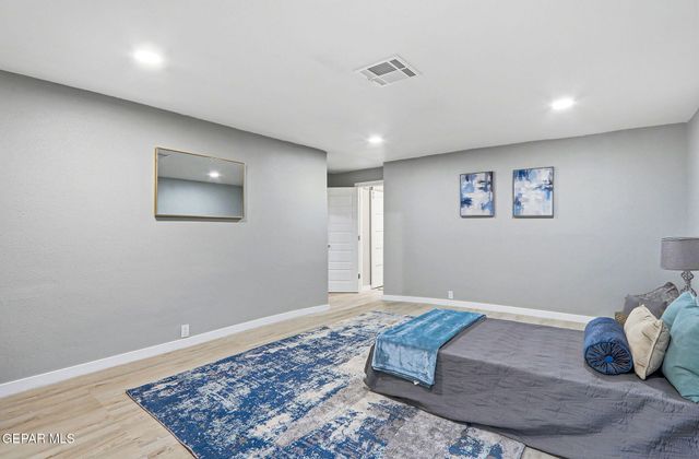 1510 N Brown Street, El Paso, TX 79902