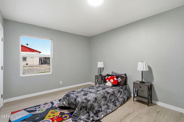 1510 N Brown Street, El Paso, TX 79902