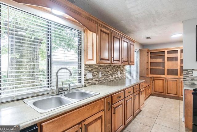 207 Atrium Court, Warner Robins, GA 31088