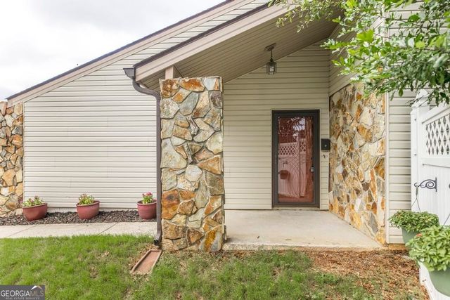 207 Atrium Court, Warner Robins, GA 31088