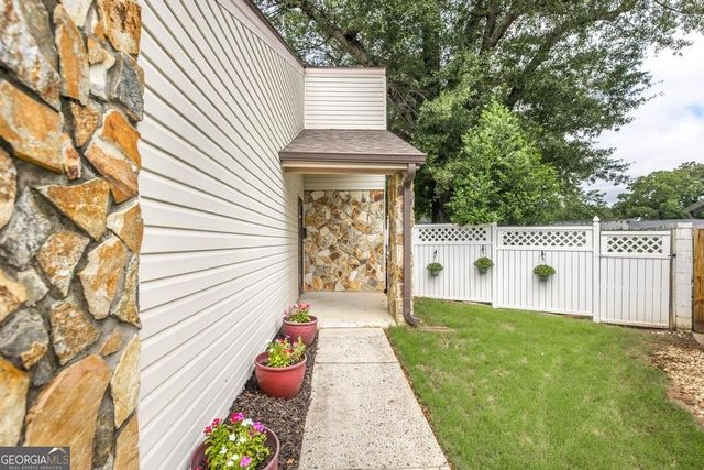 207 Atrium Court, Warner Robins, GA 31088