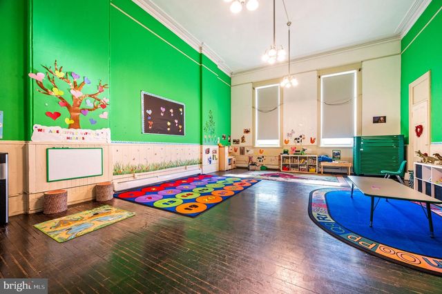 209-15 FAIRMOUNT AVE, Philadelphia, PA 19123