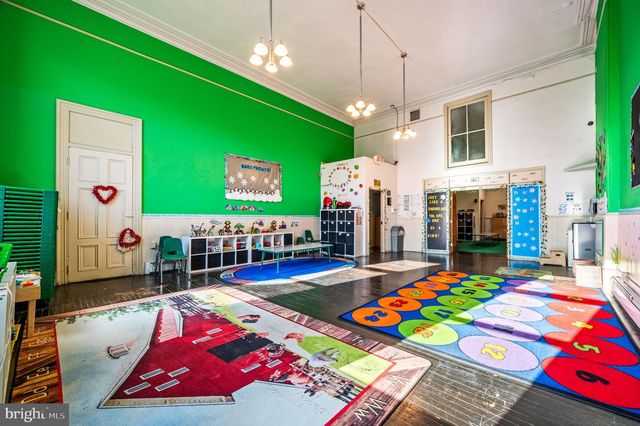 209-15 FAIRMOUNT AVE, Philadelphia, PA 19123