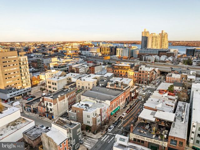 209-15 FAIRMOUNT AVE, Philadelphia, PA 19123