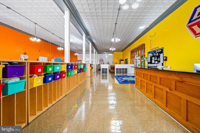 209-15 FAIRMOUNT AVE, Philadelphia, PA 19123