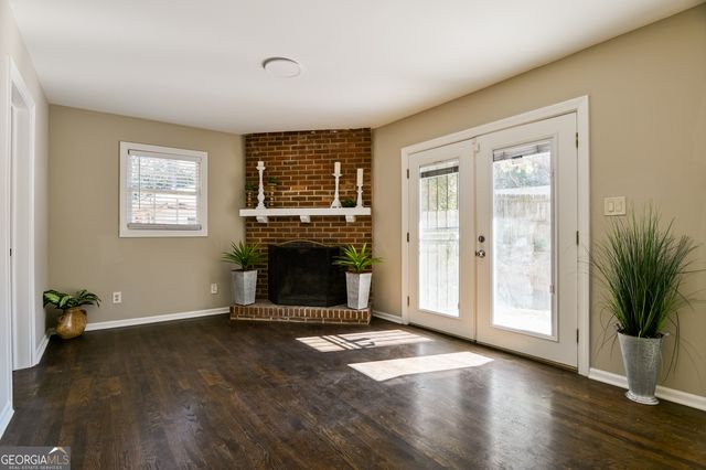 1704 Brewer Boulevard SW, Atlanta, GA 30310