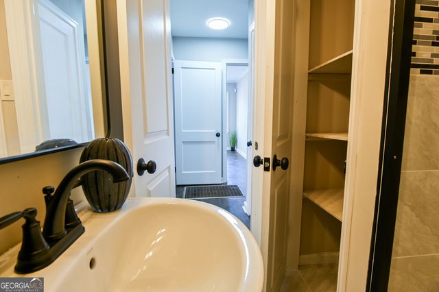 1704 Brewer Boulevard SW, Atlanta, GA 30310