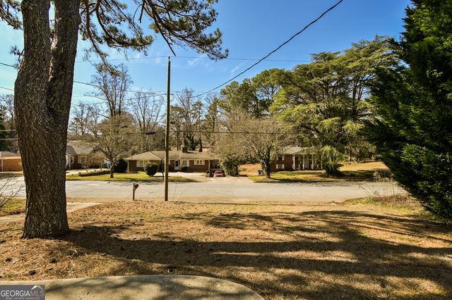 1704 Brewer Boulevard SW, Atlanta, GA 30310